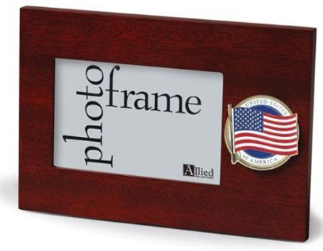 Flag Connections American Flag Medallion Desktop Frame with a 4x6 photo opening and a die-cast U.S. Flag medallion.